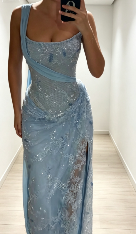 Elegantes, schulterfreies Etui-Abendkleid aus Spitze mit Applikationen, blaues Ballkleid ED08454