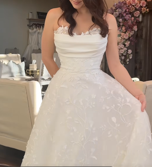 Elegant White Wedding Dress A-Line Tulle Bridal Dress  ED10076