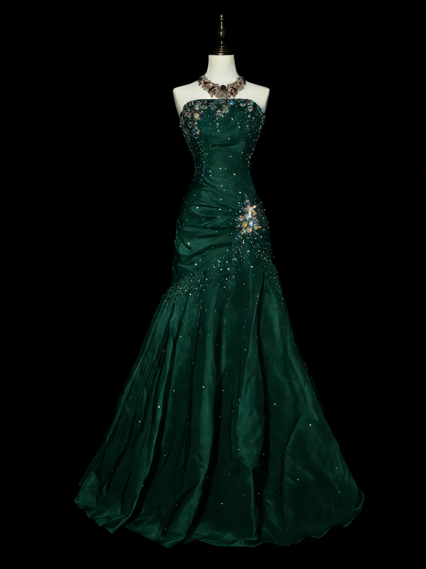 Glam Burgundy Long Prom Dresses Strapless Mermaid Evening Dresses Beaded Satin Sleeveless Formal Dresses EP06802