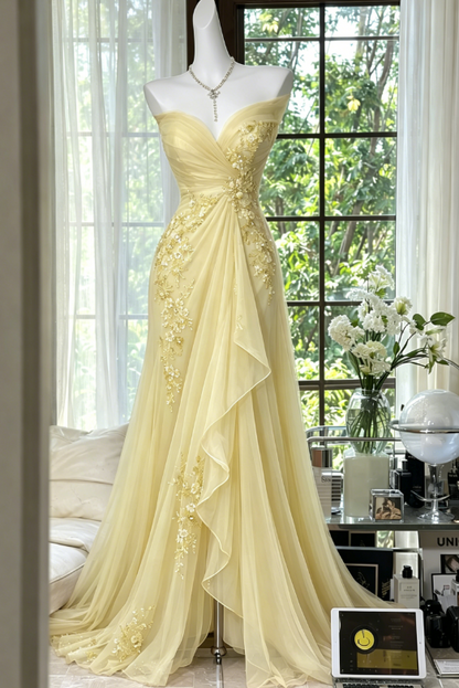 Robe de bal élégante couleur pêche, en mousseline perlée, décolleté cœur, EP07344