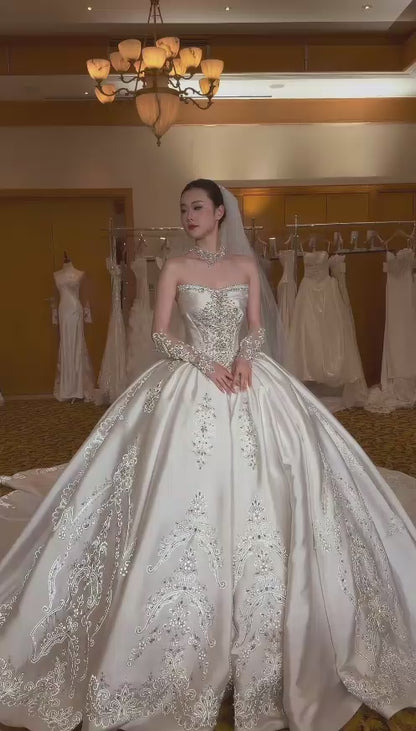 Chic Sweetheart White Diamonds Bridal Gown A-Line Satin Wedding Dress ED11599