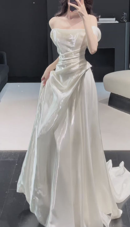 Elegant Sheath Chiffon Wedding Dress White Bridal Gown ED12045