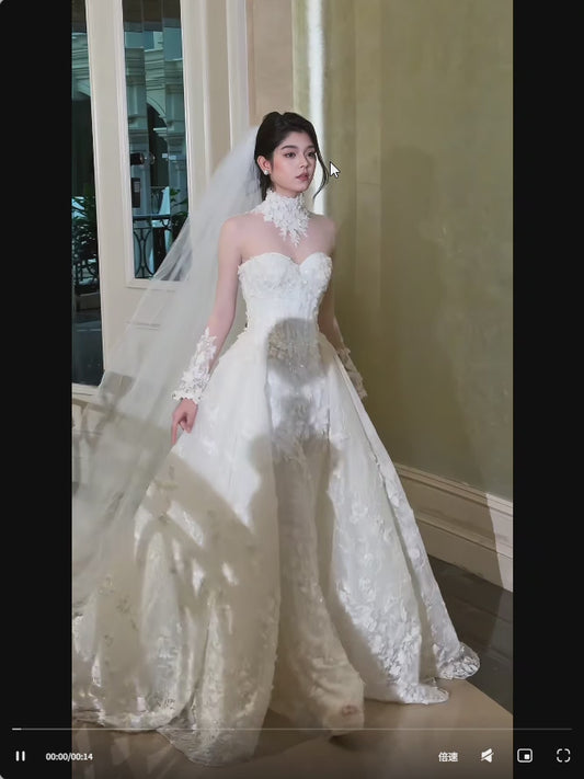 Chic A-Line Long Wedding Dresses Tulle Applique White Bridal Dresses Beaded Sleeveless Bridal Gown ED05994