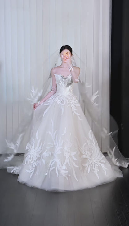 Robe de mariée trapèze intemporelle à encolure en cœur, en tulle, blanche ED11808