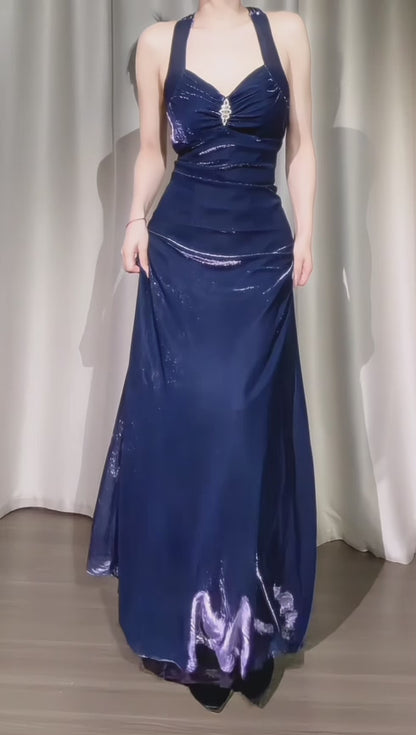 Schönes marineblaues, langes Abendkleid aus Satin in Etui-Passform ED12086