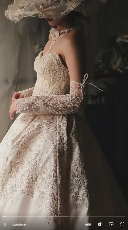 Vintage Sweetheart A-Line Long Wedding Dresses Satin Applique Light Champagne Bridal Dresses Sleeveless Gowns  ED05587